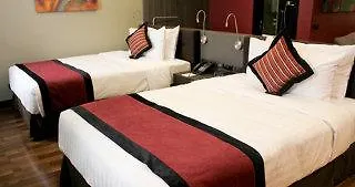 Aparthotel Hailey And Meagan'S Nook At F1 Hotel Manila Residential Suite At Bgc Near St Luke'S Taguig